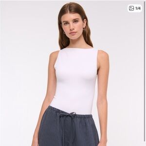 Abercrombie & Fitch Sculpt Matte Seamless Slash Scoop-Back Bodysuit